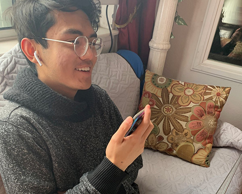 SOULS West student during an online class