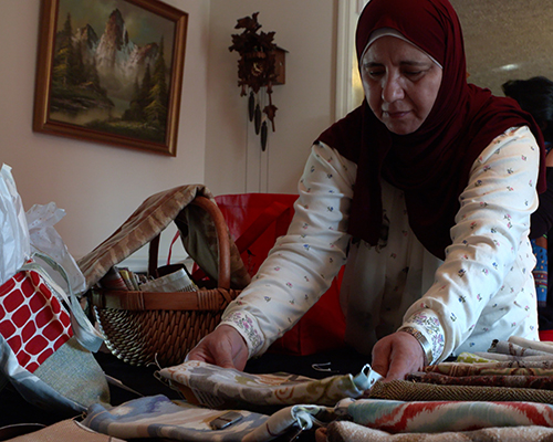 AMFA purse sewing story Tenn web thumb crop photo3-3.jpg