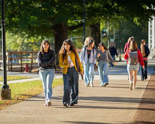 college students walking on sidewalk at Southern Adventist University
